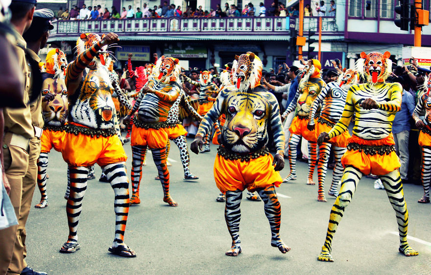 unique-festivals-around-the-world-puli-kali-kerala-india1__880