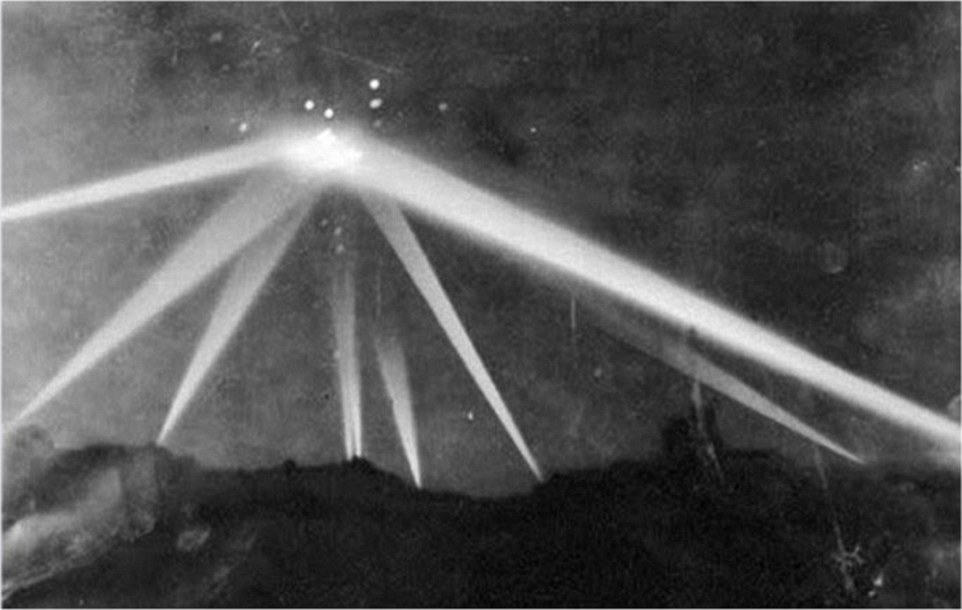 Régi UFO felvételek az amerikai kormány megoldatlan ügyeiből