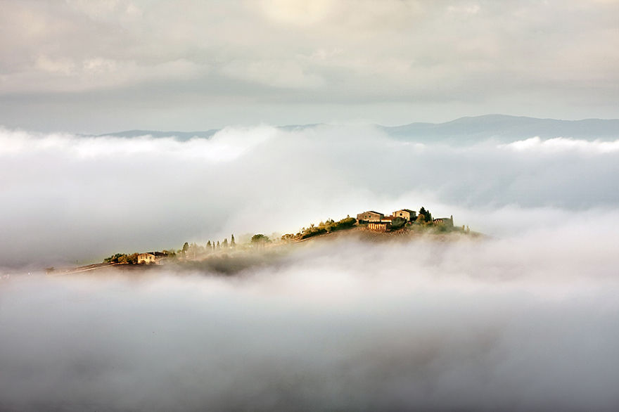 Between-clouds-and-mists1__880
