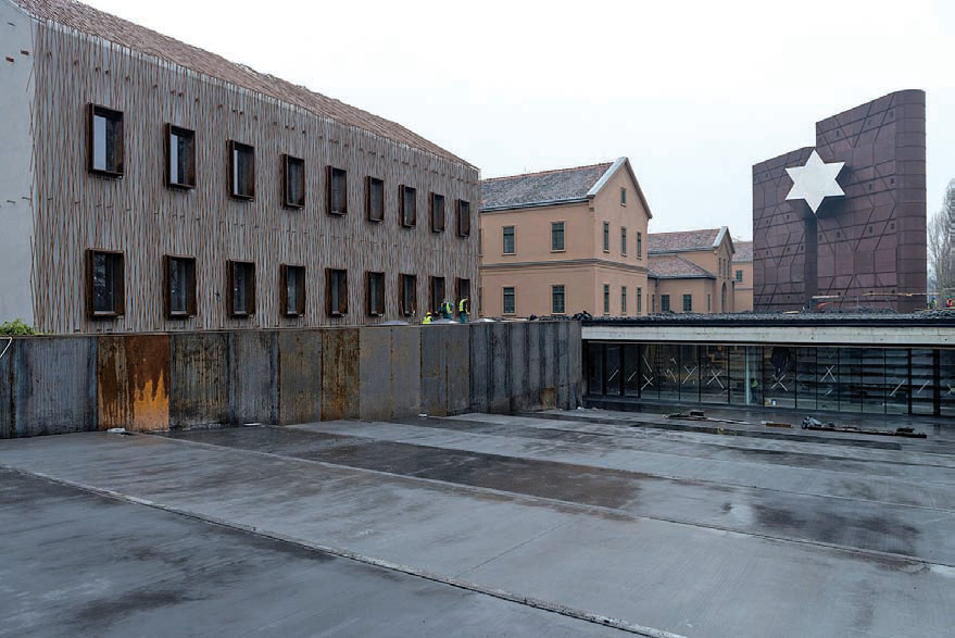 Sorsok Háza - Közalapítvány: Lázár János akadályozza az intézmény megnyitását