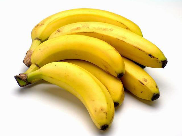 Több mint 100 kilogramm kokaint találtak egy banánküldeményben Prágában
