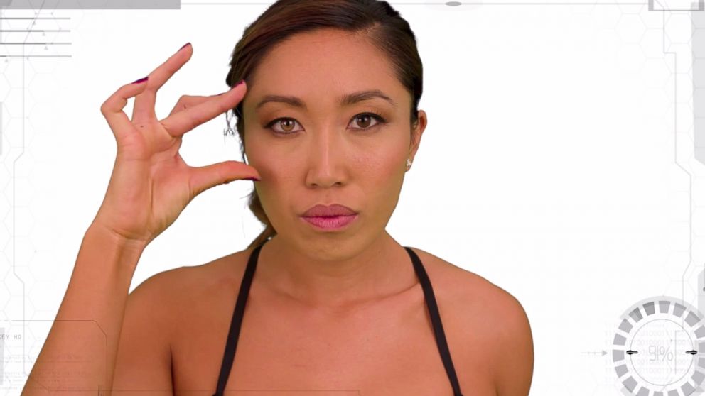 Így bizonyította be a fitness blogger, hogy tökéletes test igazából nem létezik – videó