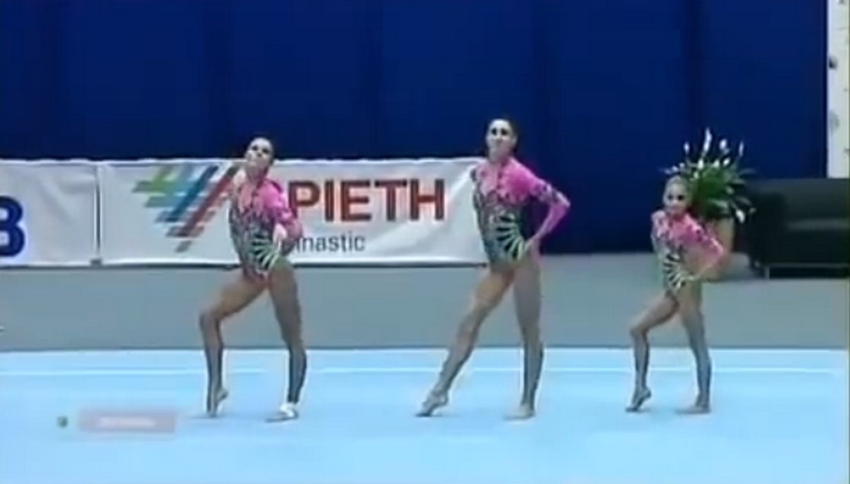 Elképesztő orosz gimnasztikás lányok- videó