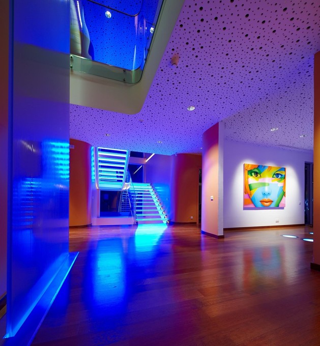 ultramodern-house-with-vibrant-lighting-design-focus-9-main-floor-night-thumb-autox680-45232