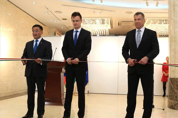 Szijjártó: Mongólia a magyar technológiaexport kiemelt országa lesz a jövőben
