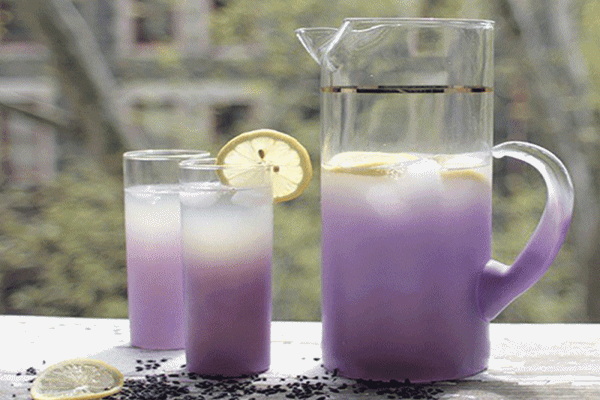how-to-make-lavender-lemonade-to-get-rid-headaches-and-anxiety-600x500