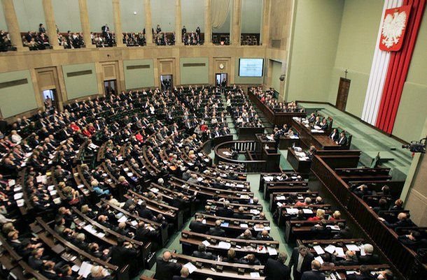 Kaczynski: a szejm új alkotmánybírósági törvényt dolgoz ki