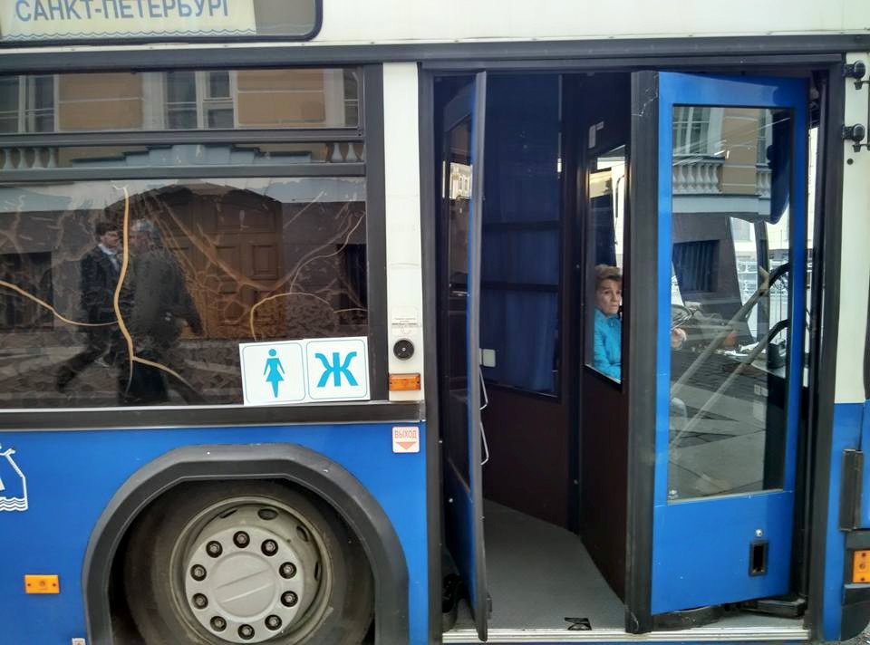 Nézzünk be egy oroszországi WC busz belsejébe