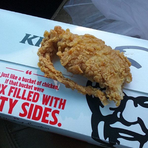 Kiderült – Nem patkányt panírozott be a KFC