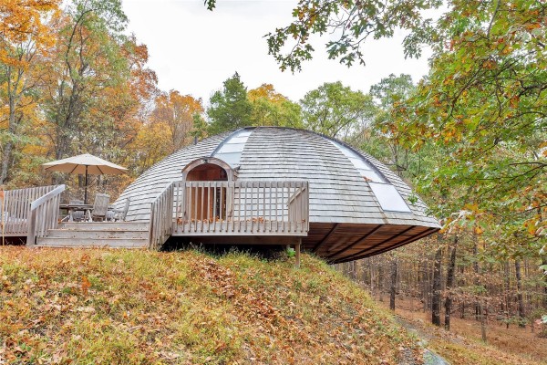 round-dome-house-600x400