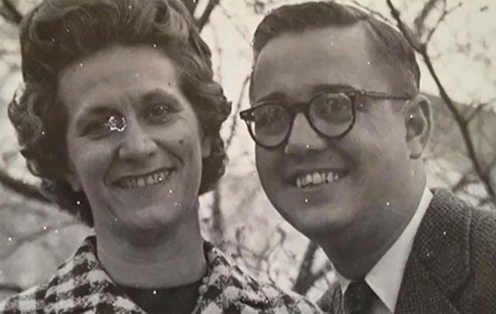 Szívszorító! 75 év házasság után egymás karjaiban halt meg a pár