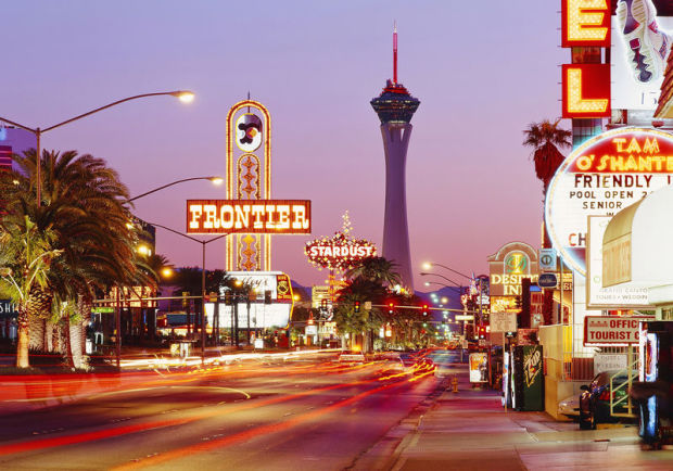 View towards Stratosphere Tower, Las Vegas, Nevada, Vereinigte Staaten, USA