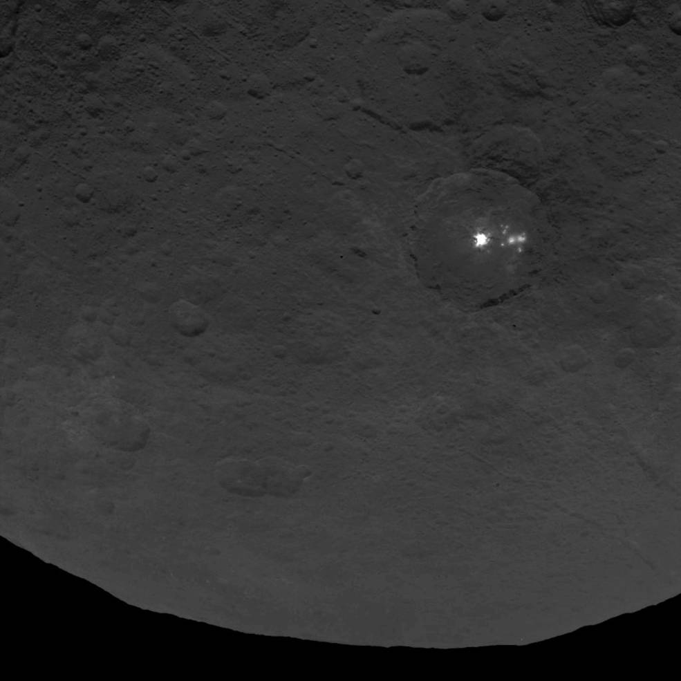 Földönkívüliek jelenlétére utaló jelek vannak a Ceres törpebolygón