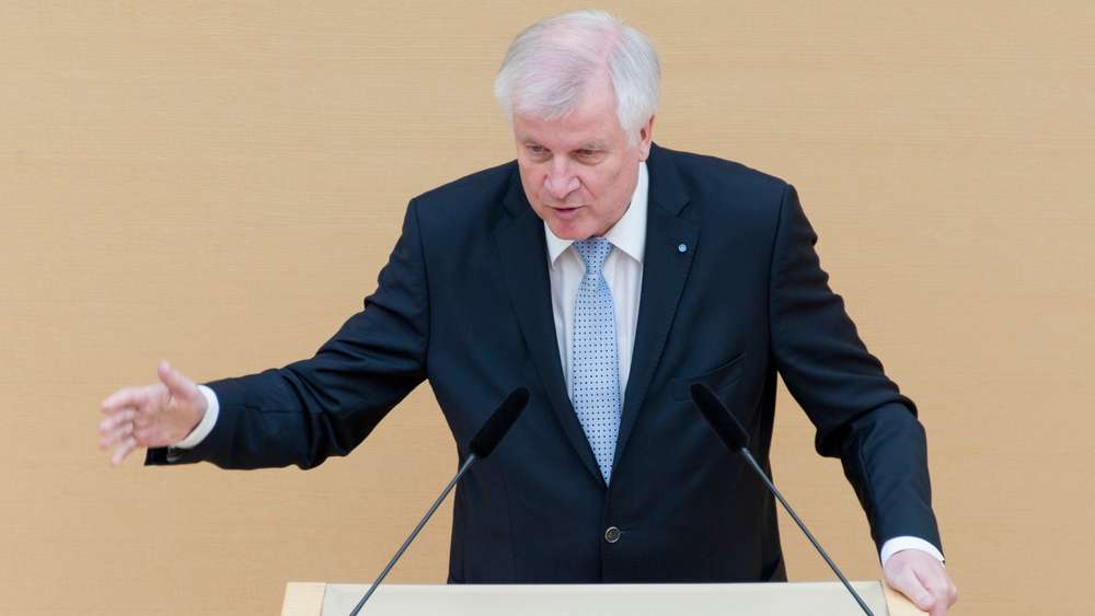 Illegális bevándorlás - Német lap: a bajor miniszterelnök szerint katasztrófával fenyeget a migrációs helyzet
