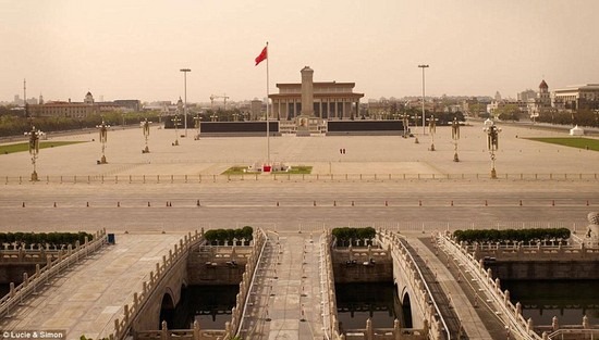 Pekingben a második világháború végére emlékező évfordulós katonai parádéra készülnek