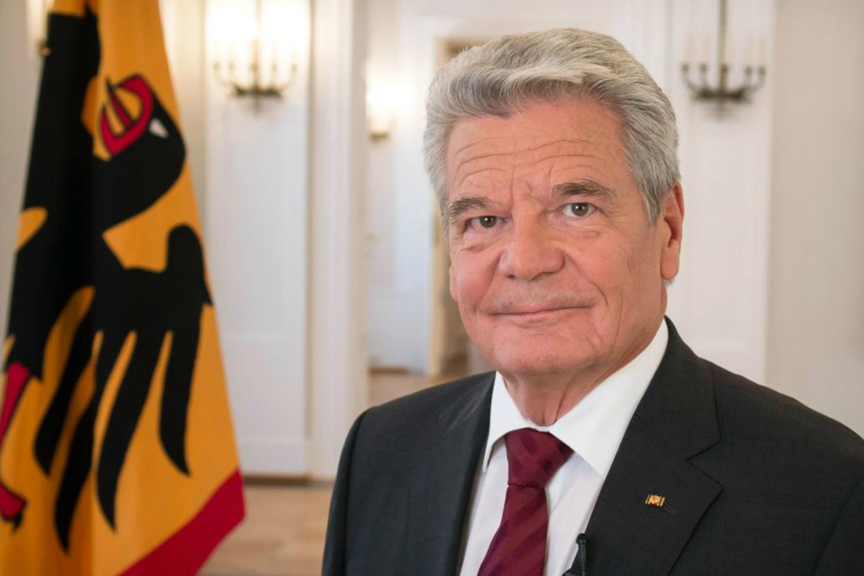 Illegális bevándorlás - Joachim Gauck: Németország sokkal nagyobb menekülthullámokkal is megküzdött már