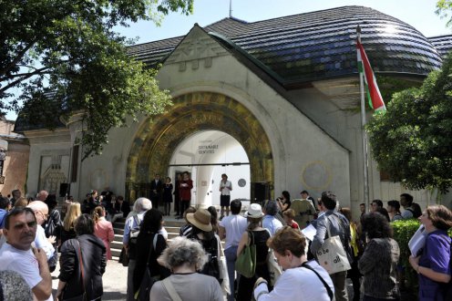 Jelentés a frontról címmel rendezik meg a jövő évi Velencei Biennálét