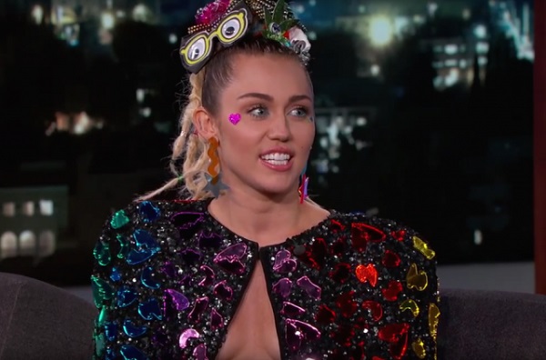 Miley Cyrus bevallotta, hogy illegális tudatmódosítókon élt