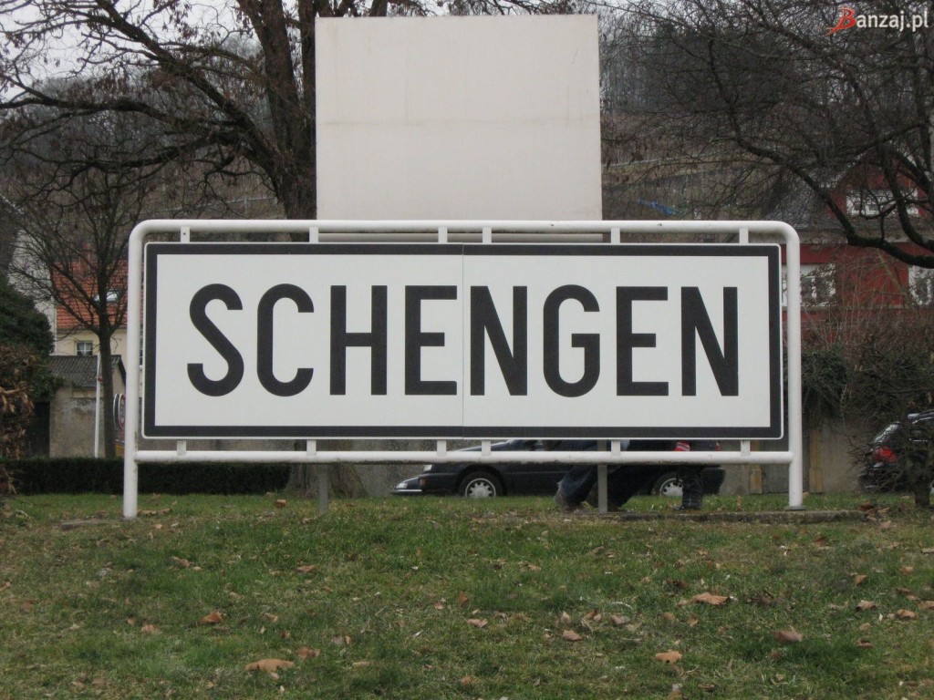 Az olasz sajtó szerint Róma a schengeni mozgásszabadság felfüggesztésétől tart