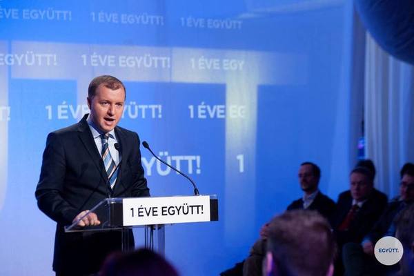 Együtt: egyszerre többen is nyújthassanak be népszavazási kezdeményezést!