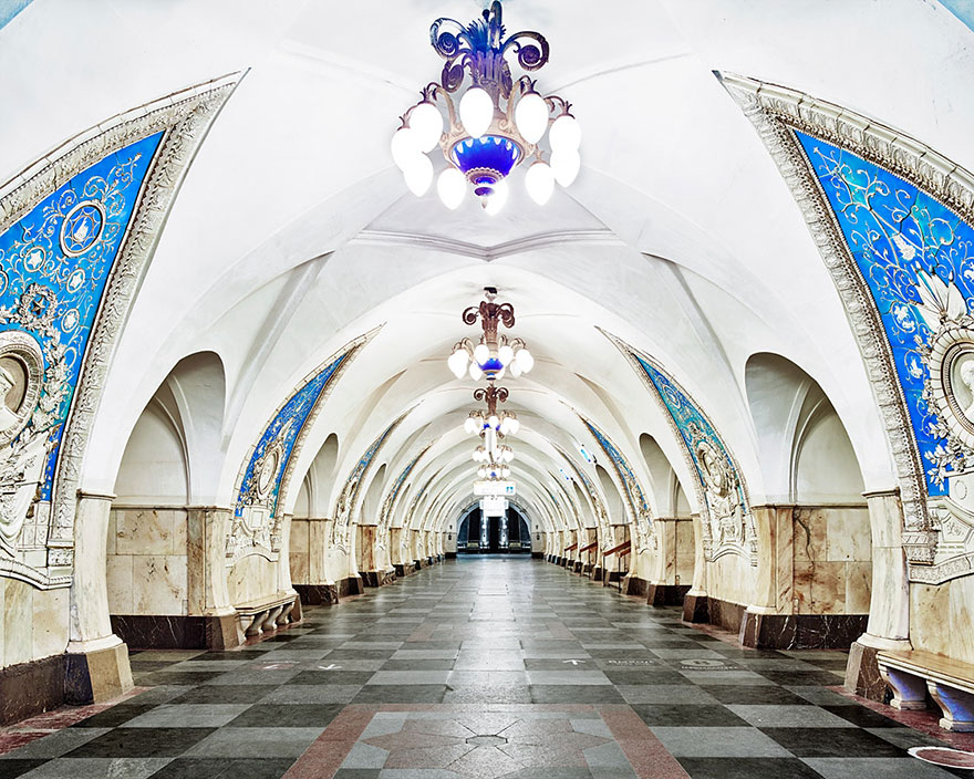 Moszkva metróállomásainak lenyűgöző szépsége