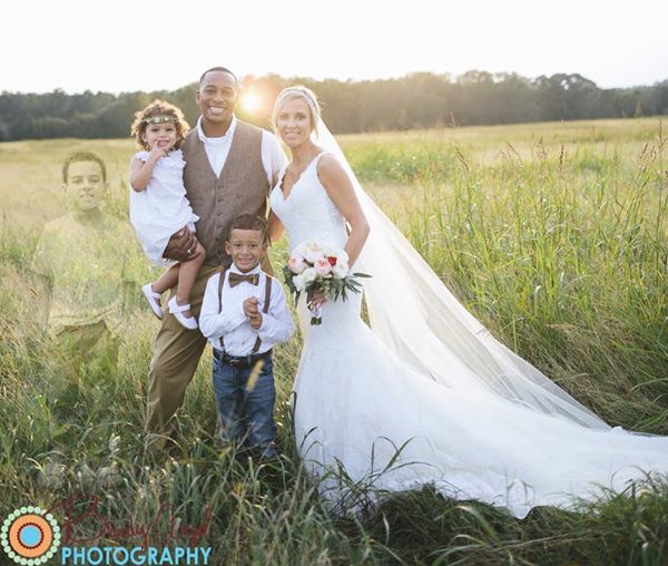 Szívszorító esküvői fotóval emlékezett leukémiában meghalt kisfiára az édesanya