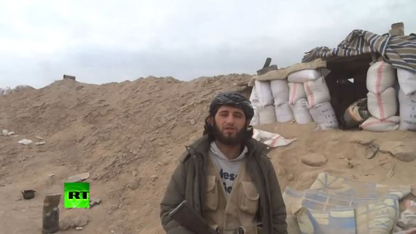 Az al-Nuszra Front parancsnokát élő adásban robbantották fel – 18+