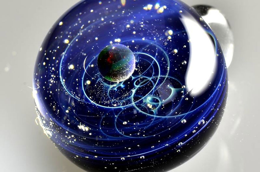 space-glass-planets-galaxies-stars-pendants-satoshi-tomizu-25