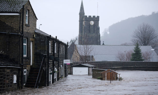 Nagyvárosokat öntött el az áradás Észak-Angliában