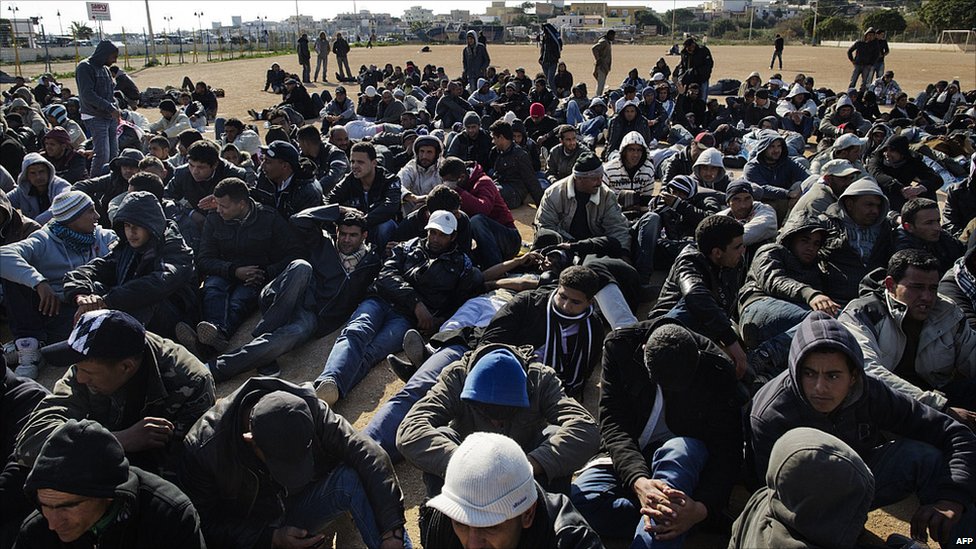 A bevándorlók regisztrációjáról vitázik Róma és Brüsszel