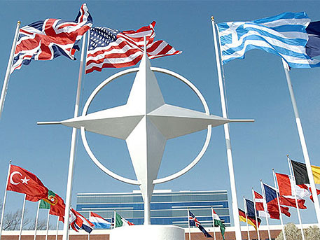 A NATO-tagországok többségében emelkednek idén a védelmi kiadások