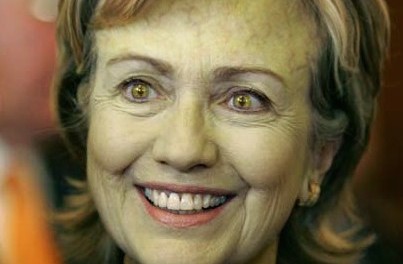 Hillary Clinton jóval kampányol – felfedné az UFO aktákat!