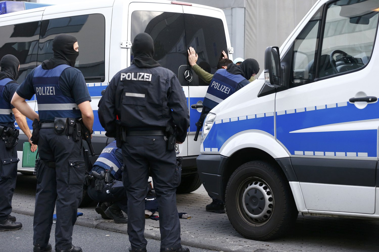 Felszámolt egy feltételezett embercsempész hálózatot a német rendőrség török segítséggel