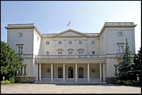 Nem kapják vissza az egykori szerb királyi palotát a Karagyorgyevics-leszármazottak