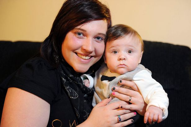 Négy nappal szülés előtt tudta meg a brit nő, hogy babát vár