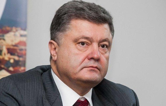 Vizsgálatot indít az ukrán pénzügyi felügyelet Porosenko cégei ügyében