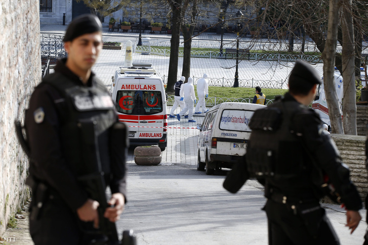 Lengyel, belga, izraeli lapok az isztambuli robbantásról