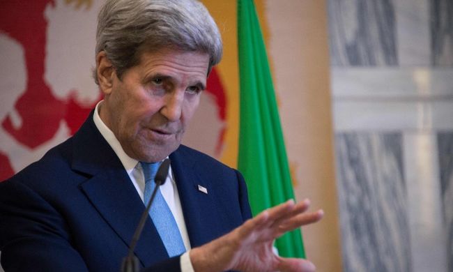 Botrány! – John Kerry Rómában mutatványozott az ISIS elleni harcról - videó