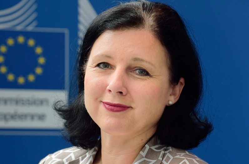 EU-biztos: látványosan fejlődött a román igazságszolgáltatás, de van még tennivaló