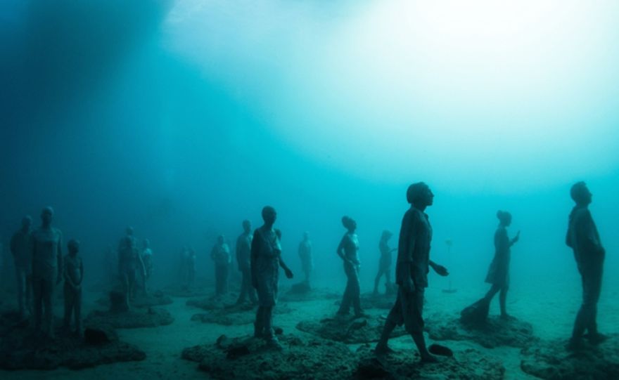 breathtaking-underwater-museum-turns-ocean-floor-into-art-gallery-and-doubles-as-artificial-ree-8__880