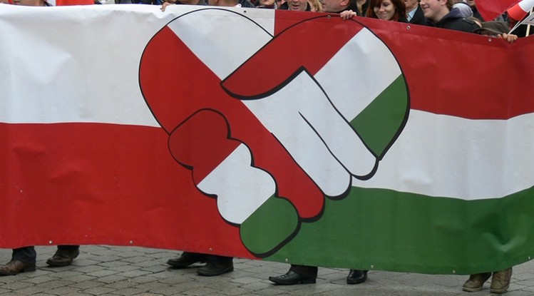 A lengyel-magyar szolidaritás évének nyilvánította a lengyel szenátus a 2016-os évet