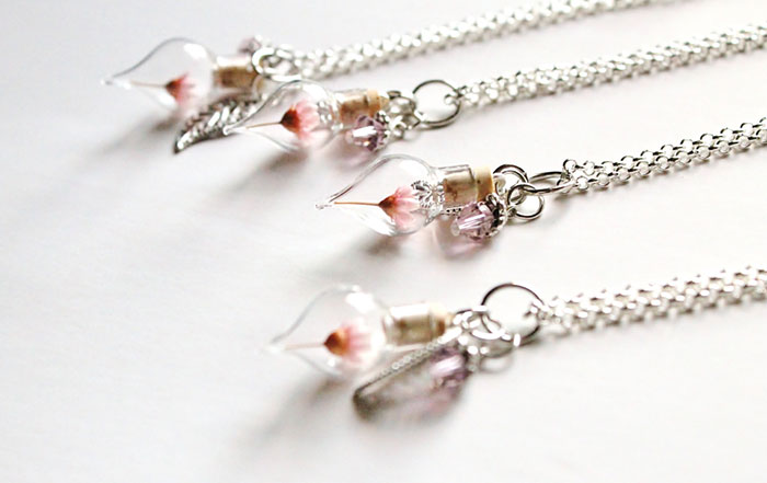 terrarium-necklaces-flower-jewelry-teenytinyplanet-8