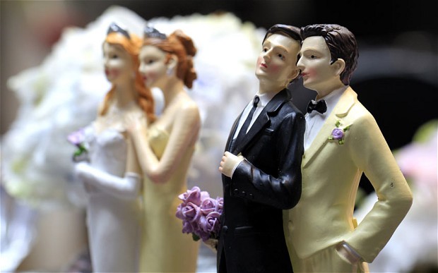 Unitárius főtisztségviselő: Az azonos neműek házassága nem jelent veszélyforrást a családok életére