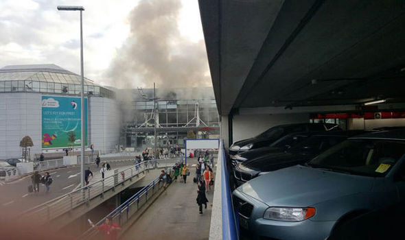 Halálos áldozatai is vannak a brüsszeli repülőtéren történt robbanásoknak