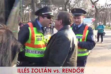 Egy rendőr és Illés Zoltán üvöltözött egymással a tüntetésen – videó