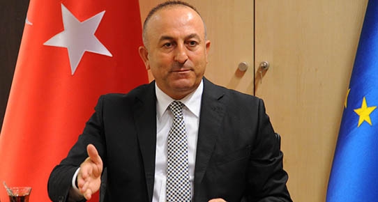 Külügyminiszter: Törökország nem küld vissza konfliktusövezetbe menekültet