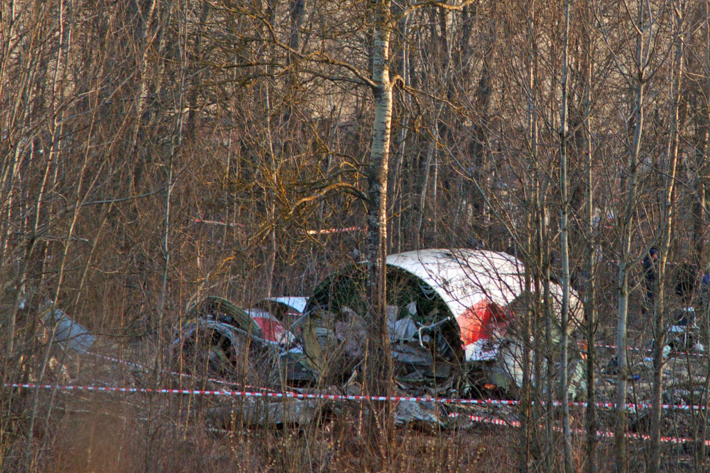 Fragments of TU-154 the Polish president at the crash site in Sm