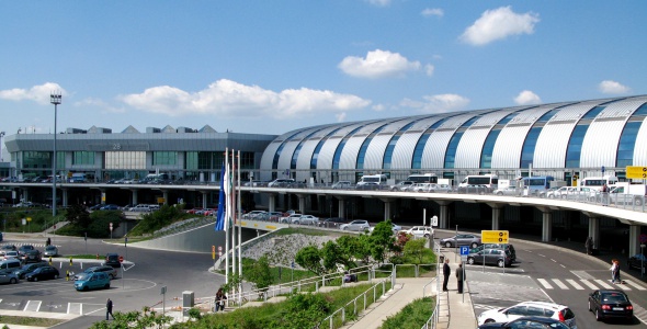 Budapest Airport: nem tudni, mikor áll helyre a menetrend szerinti közlekedés Brüsszelben