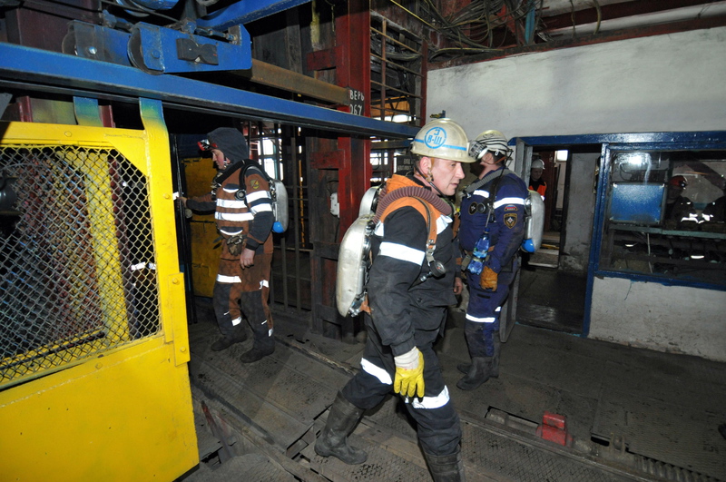 Elárasztják a berobbant bányát Vorkutában
