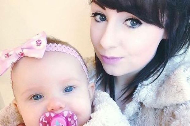 Feláldozta az életét az anyuka, hogy megmentse 11 hónapos kislányát